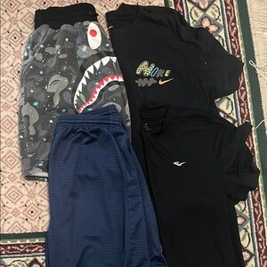 BUNDLE OF GYM CLOTHES